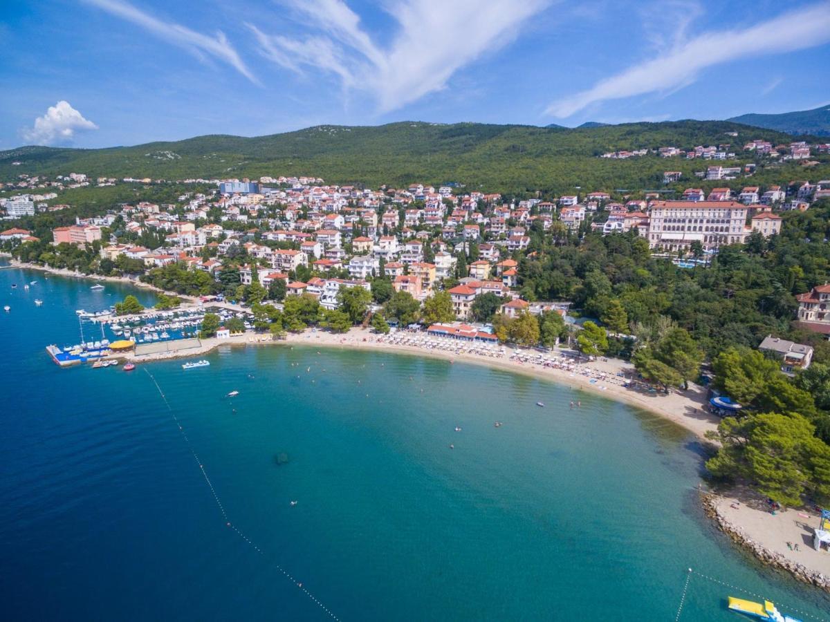 Apartments Dino Crikvenica Dış mekan fotoğraf